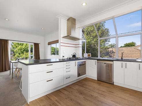 24B Wylie Street, Glenholme