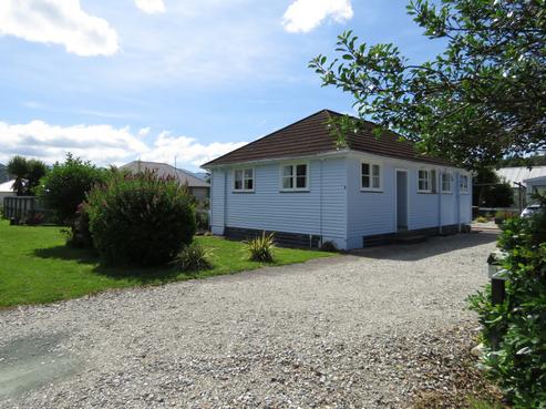 8 Dunn Street, Reefton