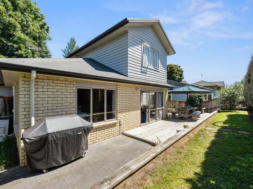152 Clarkin Road, Fairfield