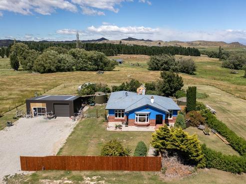 17 White Road, Omakau