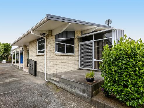 7 Park Lane, Waitara
