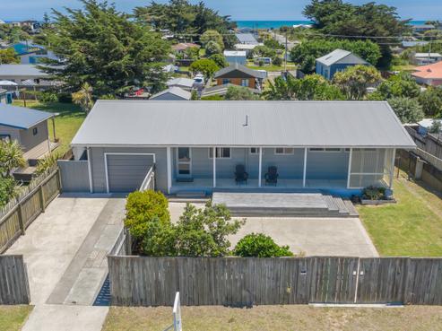 63 Kahukura Avenue, Waitarere Beach
