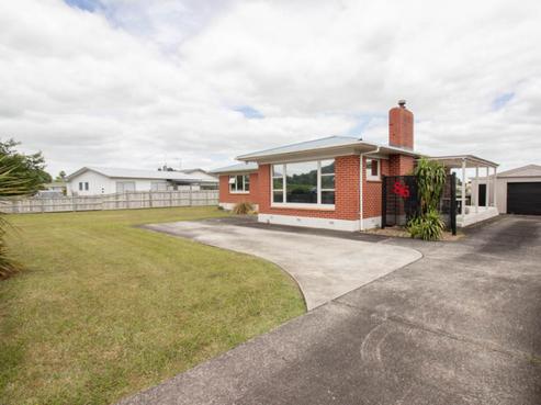 86 Thames Road, Paeroa