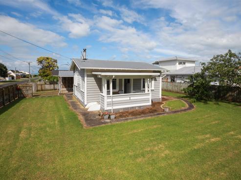 213 Robert Street, Thames