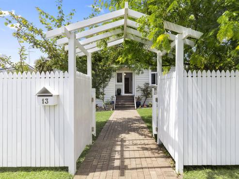 13 Aramoana Avenue, Devonport