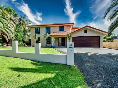 25 Hogarth Rise, West Harbour