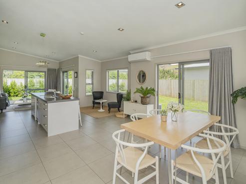 23 Captain Wood Avenue, Whitianga