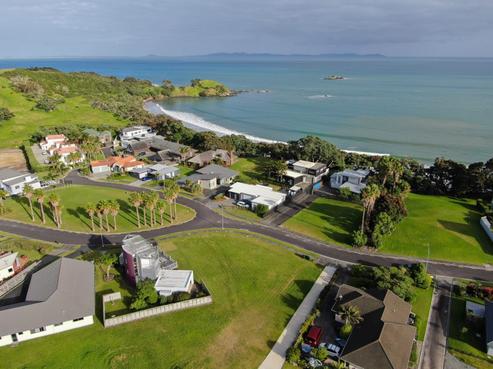 9 Bayside Drive, Coopers Beach
