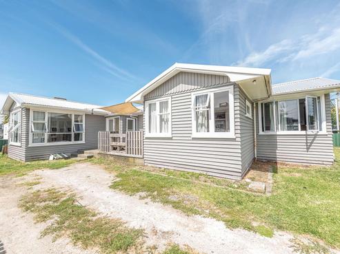 62 Mosston Road, Castlecliff
