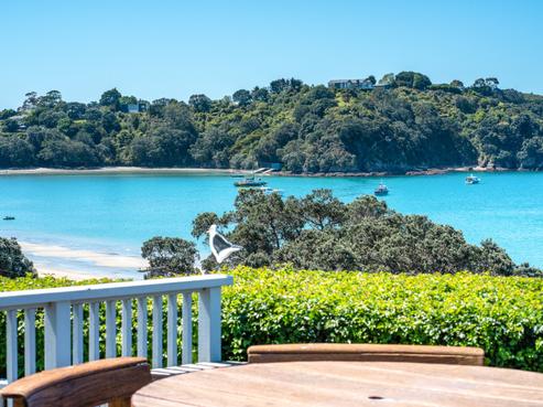 169 Ocean View Road, Oneroa