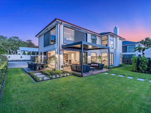 15A Golf Road, Epsom