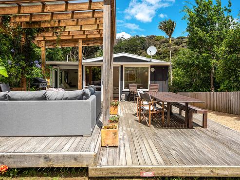 21 Frank Street, Oneroa