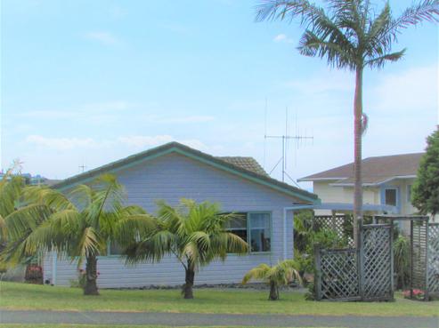 1A Saint Johns Road, Coopers Beach