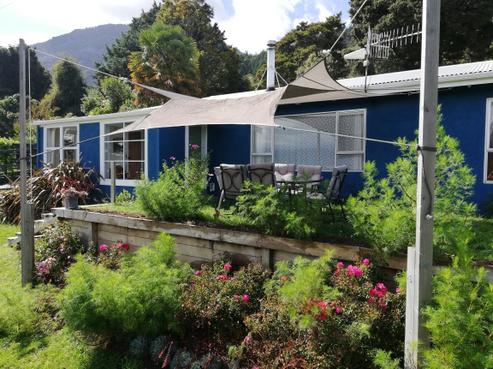690 East Takaka Road, East Takaka