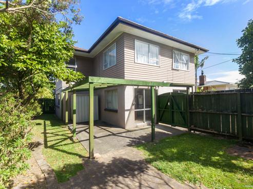 28 Birdwood Road, Swanson