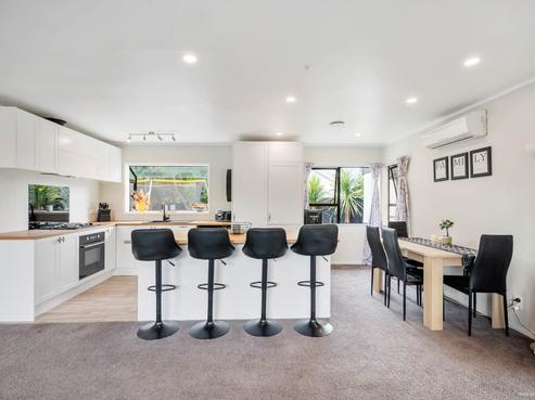 2/53 Settlement Road, Papakura