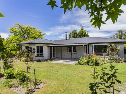 6 Kowhai Street, Oxford