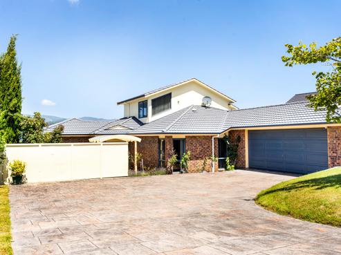 5 Birkinshaw Grove, Riverstone Terraces