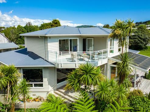 15 Mangawhai Heads Road, Mangawhai Heads