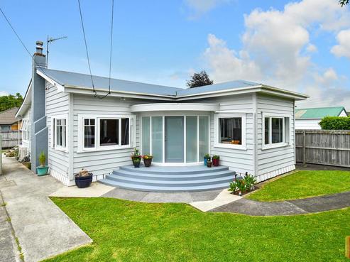 16 Graham Road, Conifer Grove