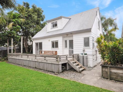 19 Rehia Road, Massey