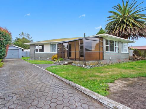 4 Davidson Crescent, Hornby