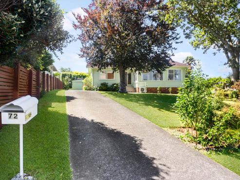 72 Divich Avenue, Te Atatu South
