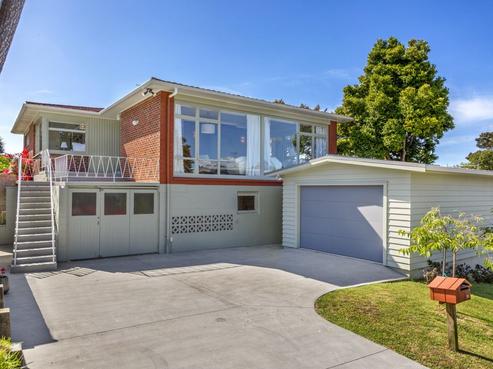 86 Roseberry Avenue, Birkenhead