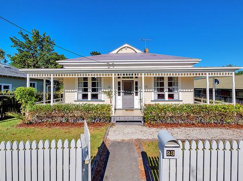 23 Kowhai Street, Helensville