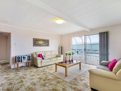 1/39 Reynella Drive, Massey