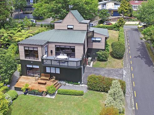 3 Chichester Drive, Pinehaven