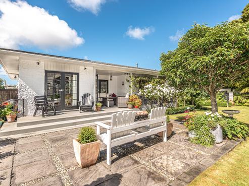 106 Great North Road, Saint Johns Hill