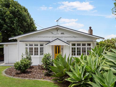 7 Rowan Road, Epsom