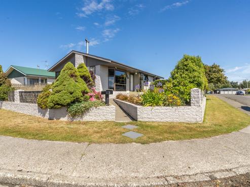 2 Marshall Street, Strathern