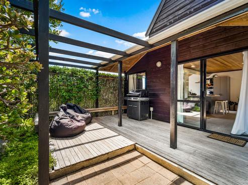 19 Matai Road, Stanmore Bay
