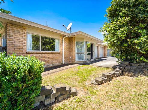 1/40 Red Beach Road, Red Beach