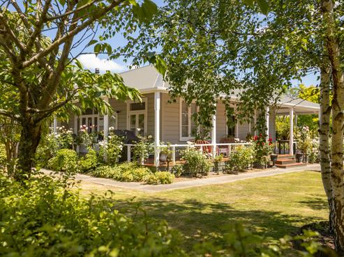 38 Grey Street, Martinborough