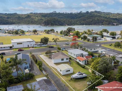 107 Albert Street, Whitianga