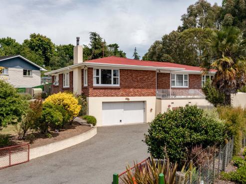 34 Domain Road, Waipawa