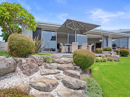168 Waterways Parade, Pauanui