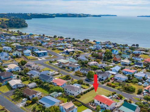11 Awatere Place, Snells Beach