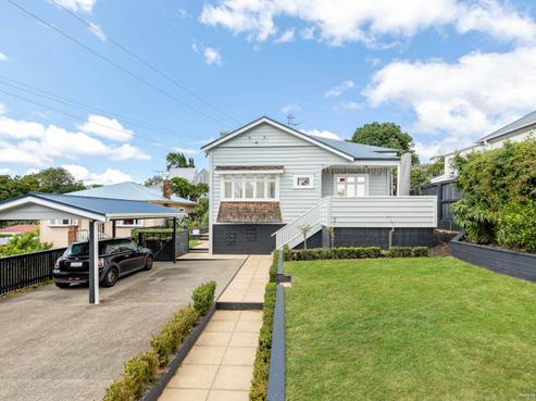 20 Leslie Avenue, Sandringham