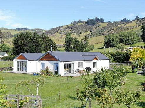 262 Main South Road, East Taieri