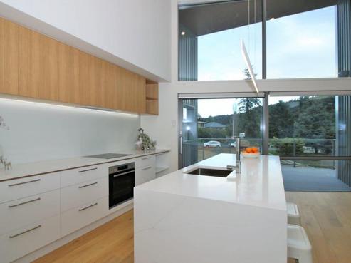 18 Coach Road, Fairfield