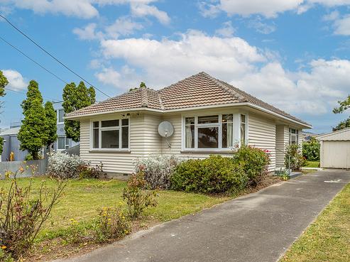 398 Linwood Avenue, Bromley