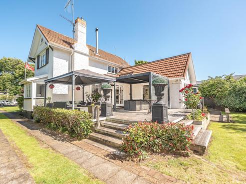 12 Tarata Street, Saint Johns Hill