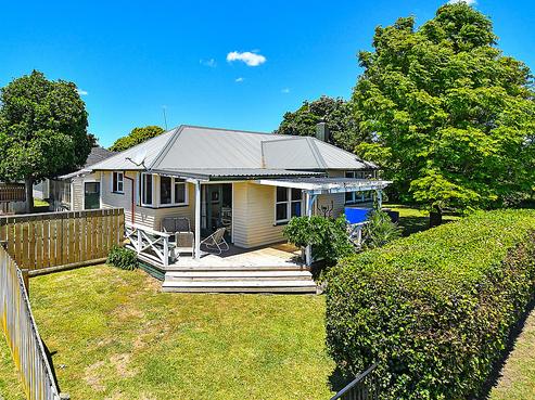 78 Old Wairoa Road, Papakura