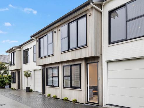 28 Fernleigh Avenue, Royal Oak