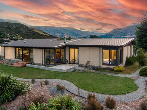 7 Glenaray Crescent, Wanaka