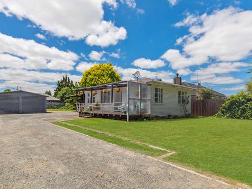 12 Bracken Street, Leamington